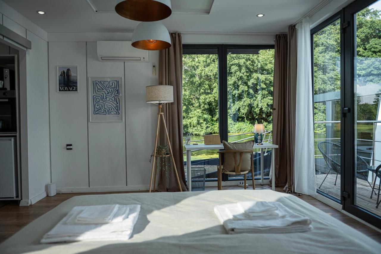 80Qm Privates Hausboot In Hamburg-Mitte 호텔 외부 사진